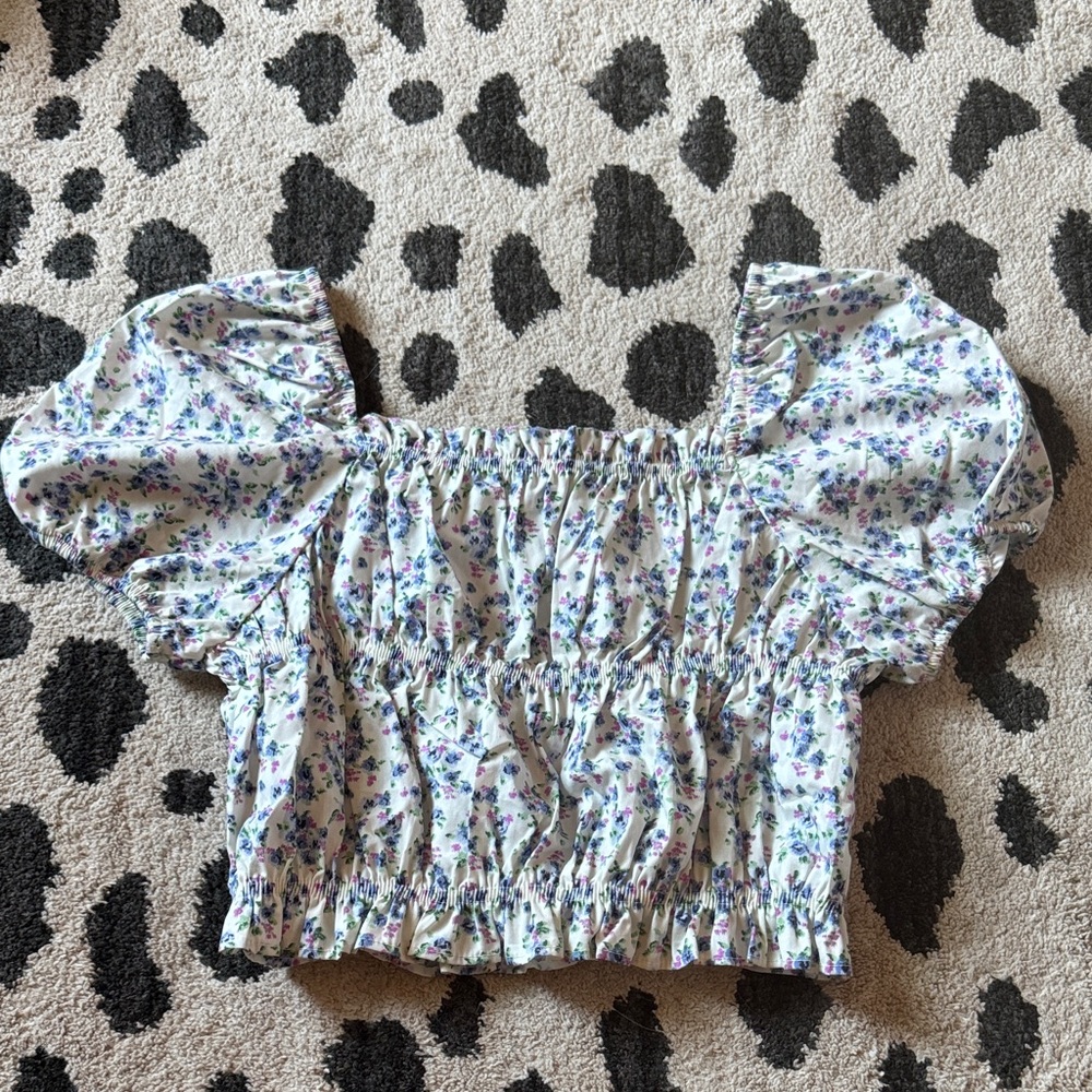 Zara Floral Puff Sleeve Blouse - White and Blue
